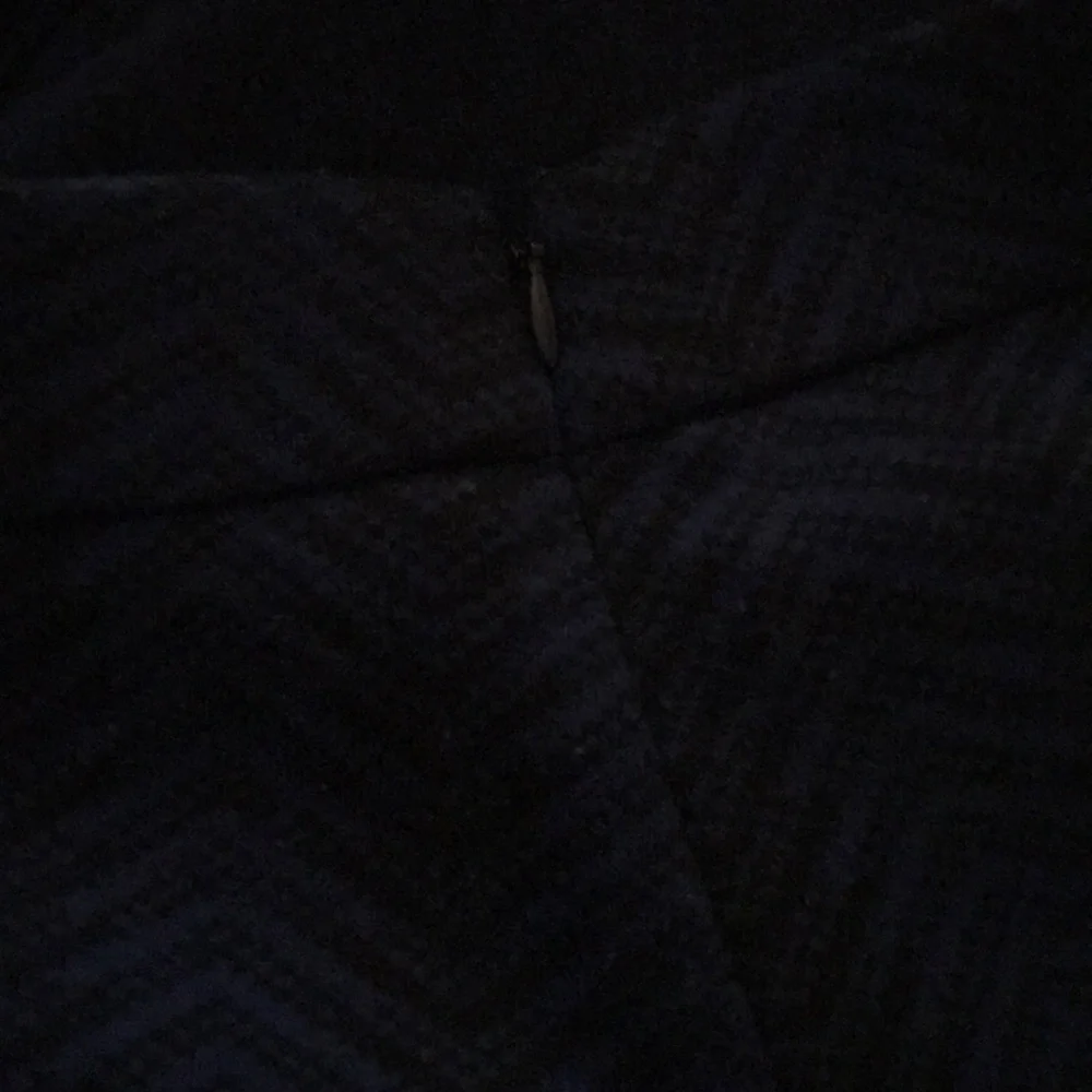 Ann Taylor black and blue skirt. Zig Zag Pattern